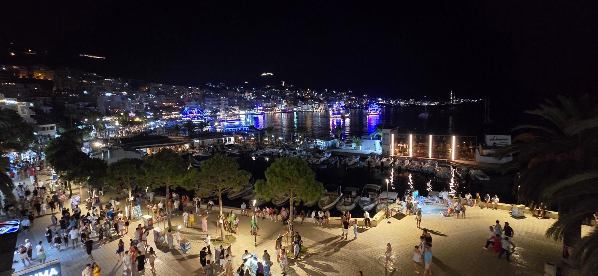 Lion Gate Hotel Sarandë 外观 照片